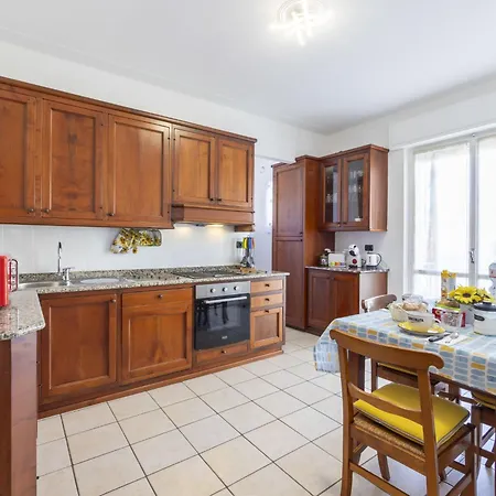 דירה Casa Di Elena 300mt Dal Mare By Interhome